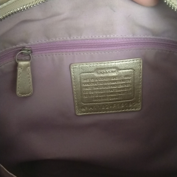 Coach heritage stripe signature C Chelsea hobo crossbody purse - Picture 9 of 10